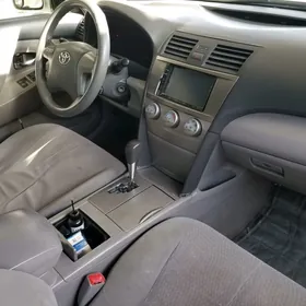 Toyota Camry 2011