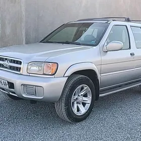 Nissan Pathfinder 2002
