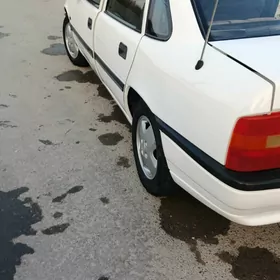 Opel Vectra 1992