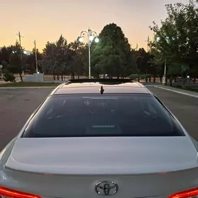 Toyota Camry 2020