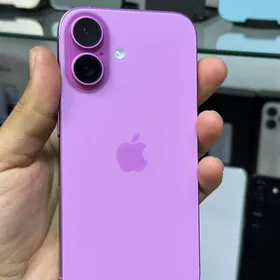 iPhone 16 pink