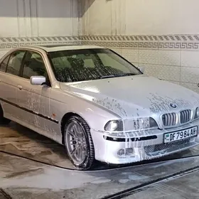 BMW E39 1998