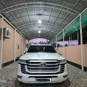 Toyota Land Cruiser 2024