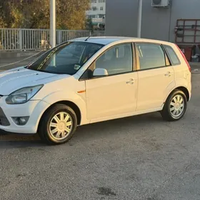 Ford Figo 2012