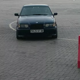 BMW 325 1992