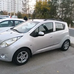 Chevrolet Spark 2012