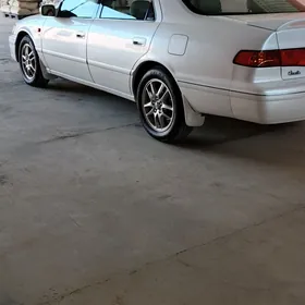 Toyota Camry 2001
