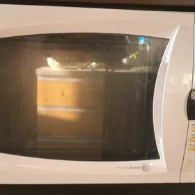 микроволновка