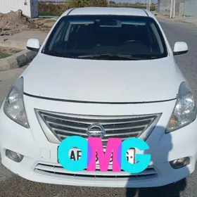 Nissan Versa 2013
