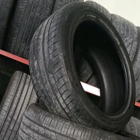 255 45 20  FORD TEKER