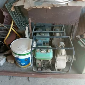 Насос водяной