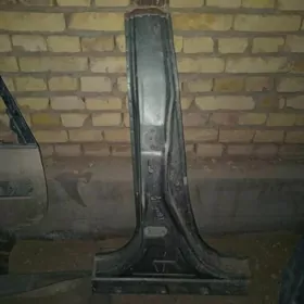 Highlander стойка 2019