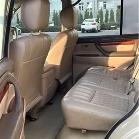 Toyota Land Cruiser 2000