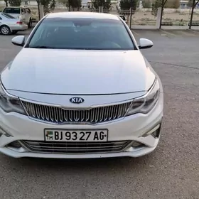 Kia Optima 2019