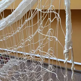 Волейбольная сетка.