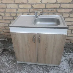 тумба с раквиной