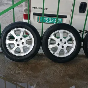 opel diska enjoý 15 lik