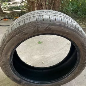 Bridgestone 235/50/21