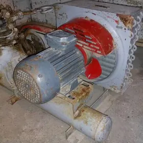 Двигатель от хрлодильника