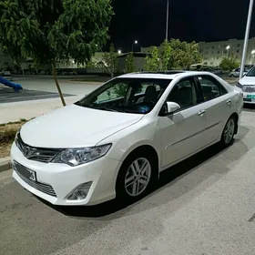Toyota Camry 2014