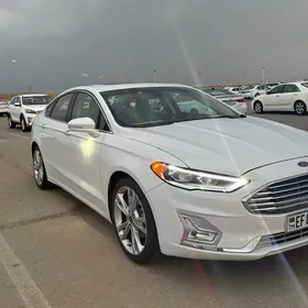 Ford Fusion 2020