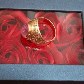 gyzyl gadymy ýùzùk