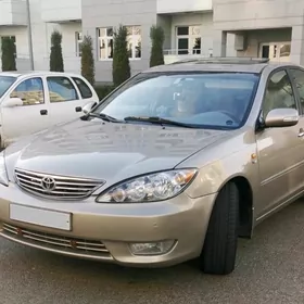 Toyota Camry 2005
