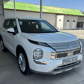 Mitsubishi Outlander 2022