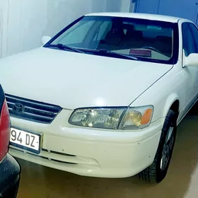 Toyota Camry 2000