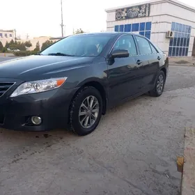 Toyota Camry 2011