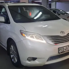 Toyota Sienna 2017