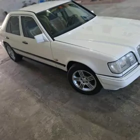 Mercedes-Benz 300E 1992
