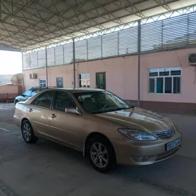 Toyota Camry 2003