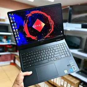 HP OMEN Ultra 9/RTX 5070 240Hz