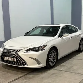 Lexus ES 350 2022