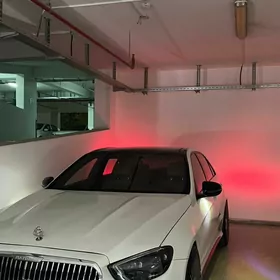 Mercedes-Benz E350 2010