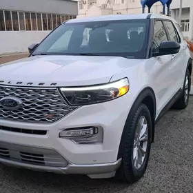 Ford Explorer 2022