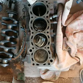 Tayota prada gara mator