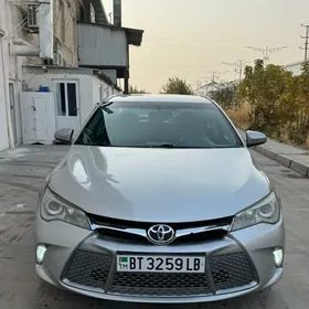 Toyota Camry 2016