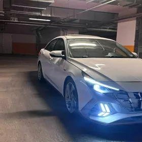 Hyundai Elantra 2020