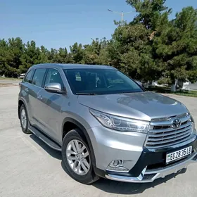 Toyota Highlander 2016