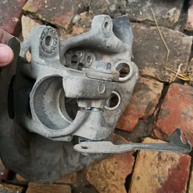 Bmw e39 amartizator ýatagy