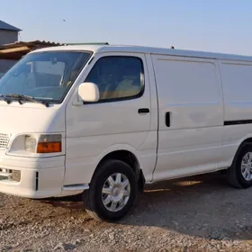 Toyota Hiace 2000