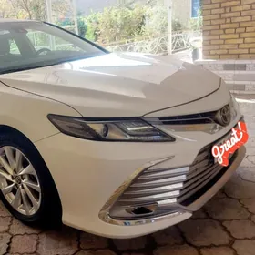 Toyota Camry 2022