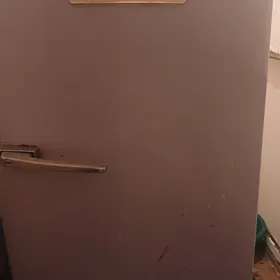 markasy"zil moskwa" holodilnik