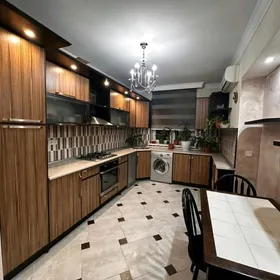 ☆ Azady 1-park 2-kwartira ☆