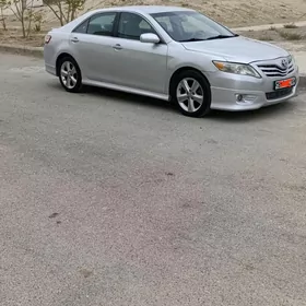 Toyota Camry 2011