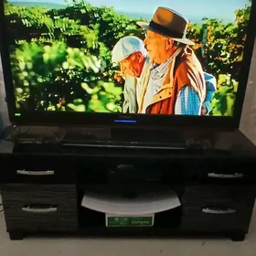 Hitachi 42" телевизор