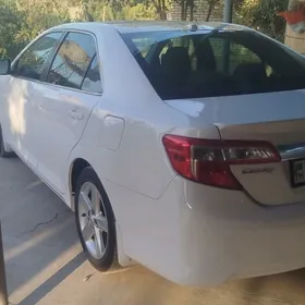 Toyota Camry 2011