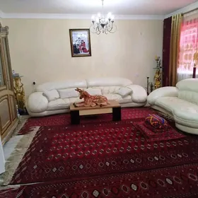 3ком 1этаж полуэлитка Гоголя